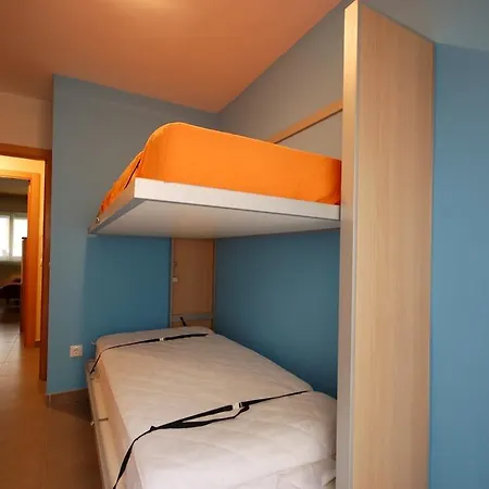 Apartment Lets Holidays Lovely In Tossa