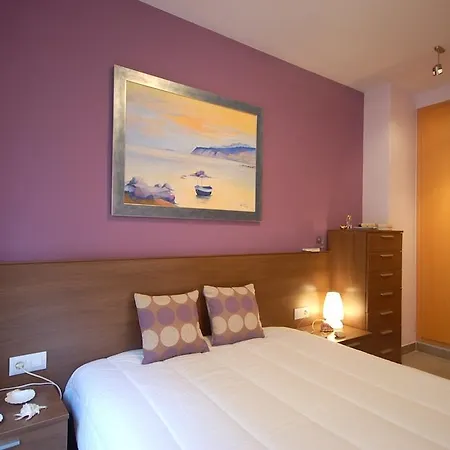 Apartment Lets Holidays Lovely In Tossa *
