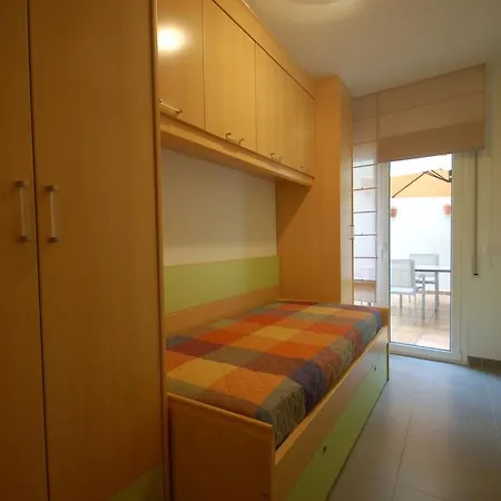 Lets Holidays Lovely In Tossa Tossa de Mar
